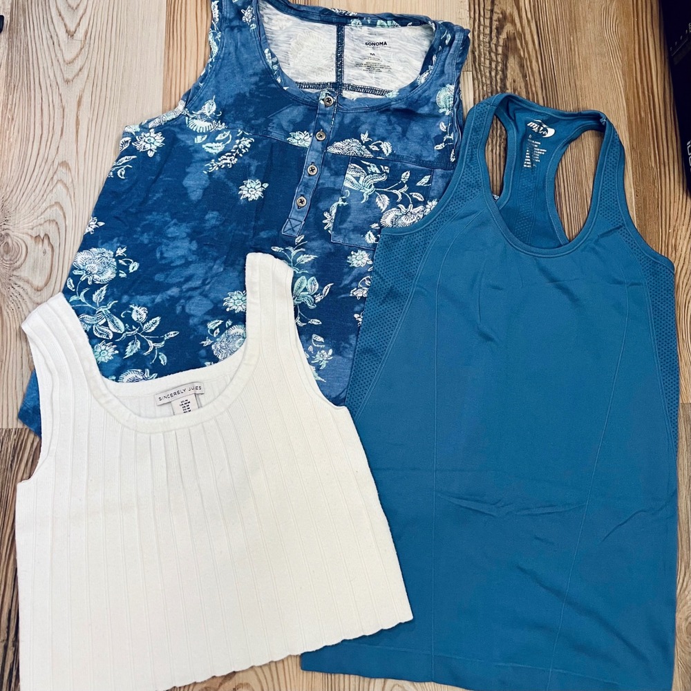 Blue & White Tank Bundle Womens S Sonoma, Sporty Raceback, Sincerely Jules Crop